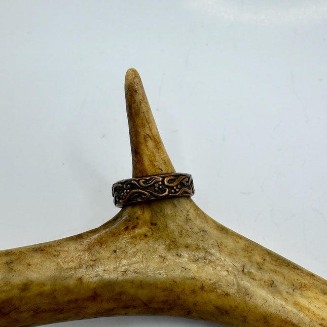 Vintage Heart Ring | Gold Bronze Band