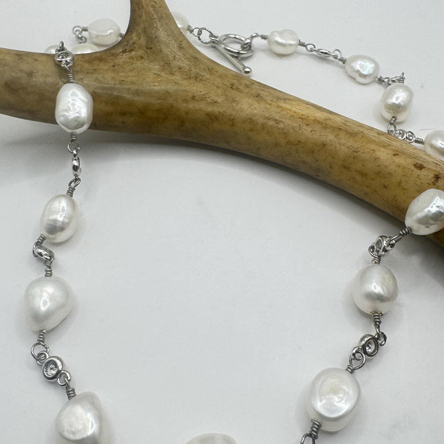 Silver Pearl Necklace: Vintage Style with Crystal Stations
