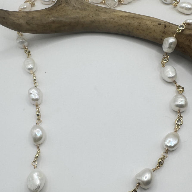 Silver Pearl Necklace: Vintage Style with Crystal Stations
