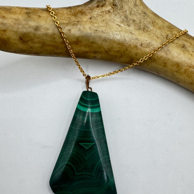 Vintage Green Malachite Gold Filled Necklace - Lucky Everyday Minimal