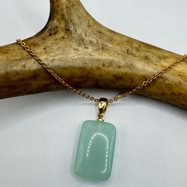Vintage Jade Gold Filled Necklace - Lucky Everyday Minimal