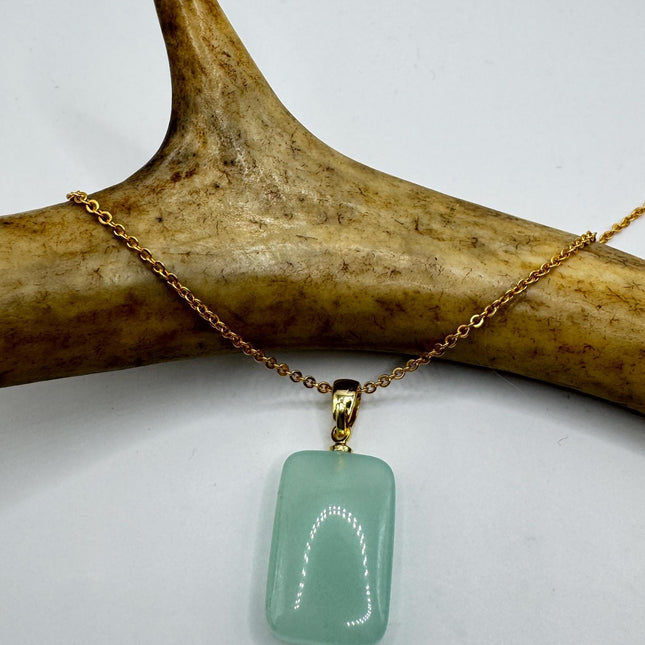 Vintage Jade Gold Filled Necklace - Lucky Everyday Minimal