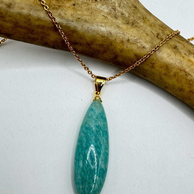 Vintage Gold Filled - Green Amazonite Charm pendant necklace