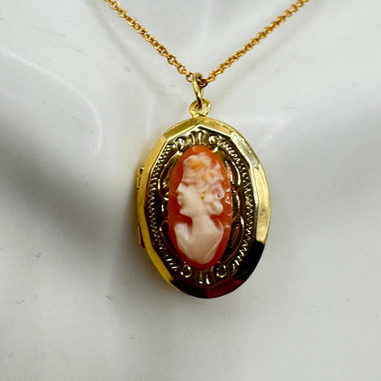 Vintage Gold Filled Cameo Photo Locket Necklace