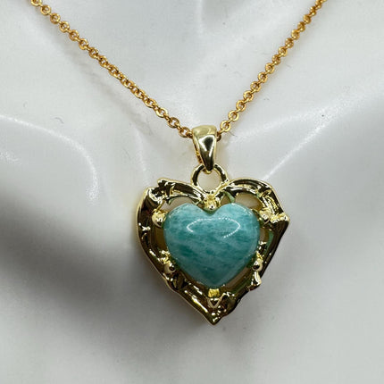 Heart Pendant Necklace: Vintage Gold Filled - Green Amazonite Charm