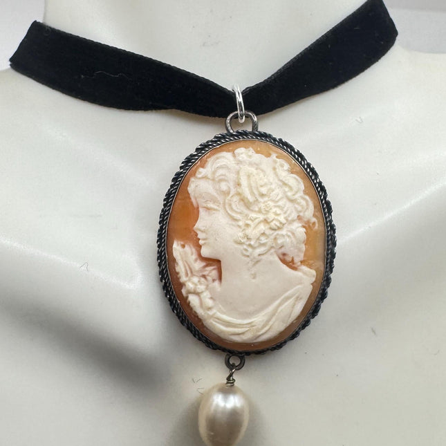 Vintage Cameo Pendant 925 Sterling silver choker