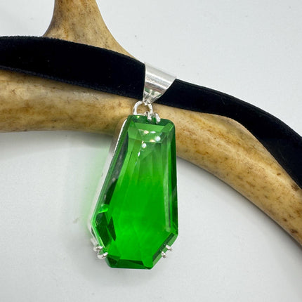 Vintage Emerald Green Glass Silver Boho Statement Necklace