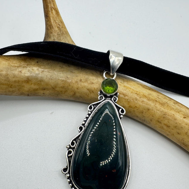 Vintage Green Bloodstone Choker Necklace - Bronze and Silver Finish Black Velvet Ribbon Design
