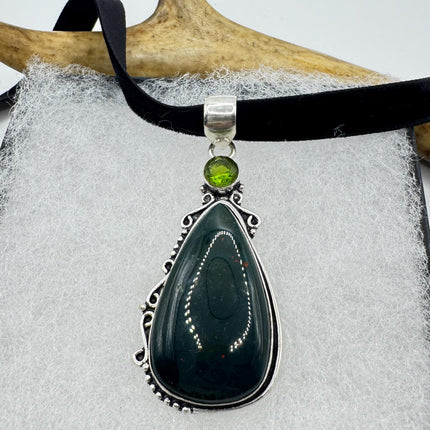 Vintage Green Bloodstone Choker Necklace - Bronze and Silver Finish Black Velvet Ribbon Design