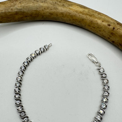 Vintage Cubic Zirconia Tennis Bracelet: 925 Sterling Silver Minimalist Gemstone