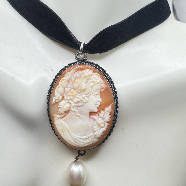 Vintage Cameo Pendant 925 Sterling silver choker