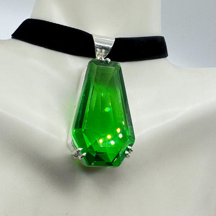 Vintage Emerald Green Glass Silver Boho Statement Necklace
