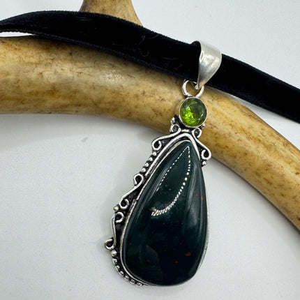 Vintage Green Bloodstone Choker Necklace - Bronze and Silver Finish Black Velvet Ribbon Design
