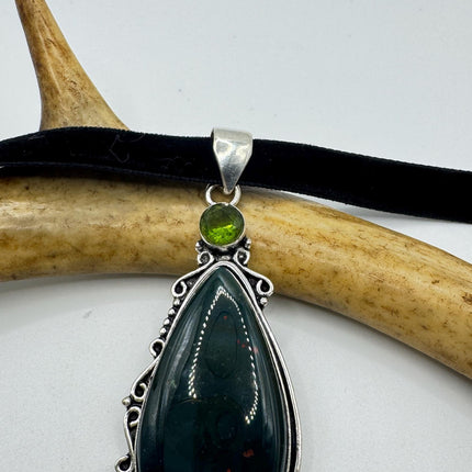 Vintage Green Bloodstone Choker Necklace - Bronze and Silver Finish Black Velvet Ribbon Design