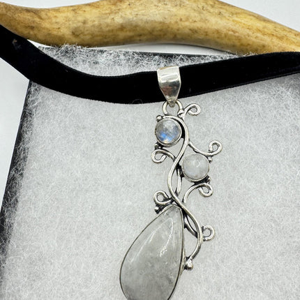 Vintage Silver Bronze Rainbow Moonstone Black Velvet Choker Pendant Necklace