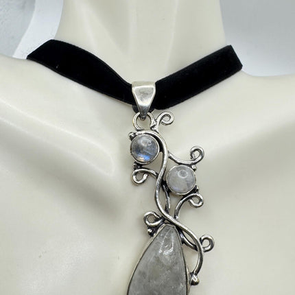 Vintage Silver Bronze Rainbow Moonstone Black Velvet Choker Pendant Necklace