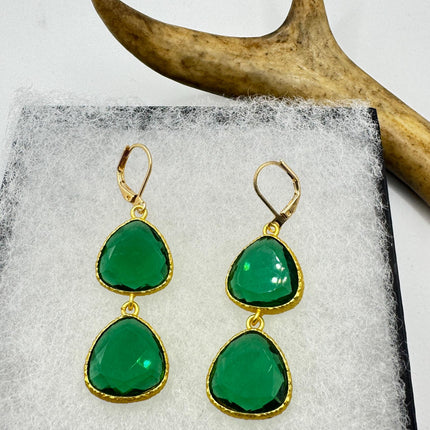 Vintage Green Glass Dangle Earrings Golden Leverbacks