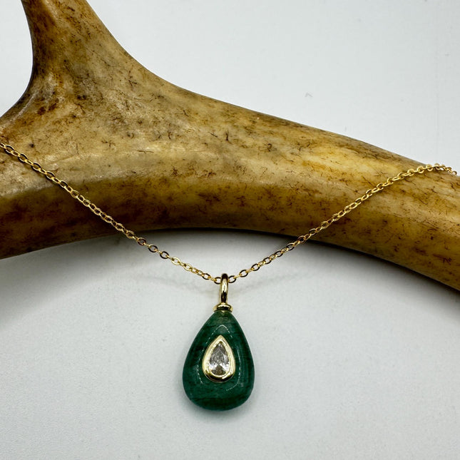 Vintage Gold Filled - Green Nephrite Jade pendant necklace