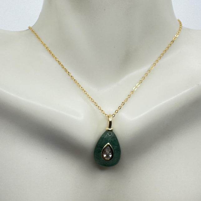 Vintage Gold Filled - Green Nephrite Jade pendant necklace