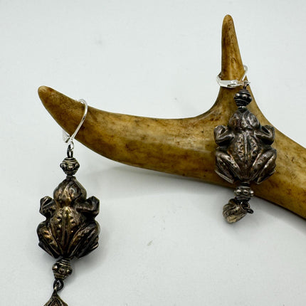 Vintage Silver Frog Earrings 925 Sterling Silver Liver Backs