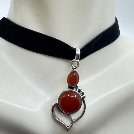 Vintage Red Carnelian Chunky Pendant Ribbon Choker Necklace | Silver Necklace