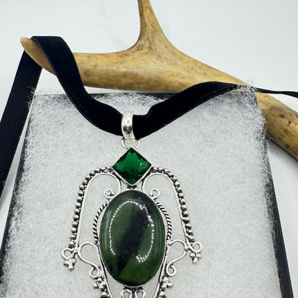 Vintage Green Bloodstone Choker Necklace - Bronze and Silver Finish Black Velvet Ribbon Design