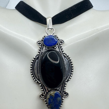 Vintage Black Onyx Pendant Ribbon Choker Necklace Silver Bronze Necklace Statement