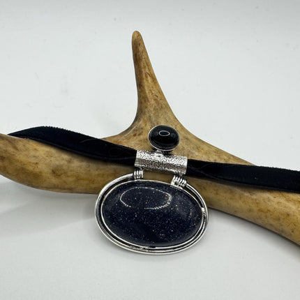 Vintage black sandstone necklace 925 sterling silver