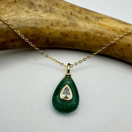 Vintage Gold Filled - Green Nephrite Jade pendant necklace