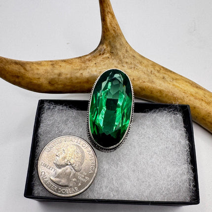Vintage Green Glass Cocktail Ring – Silver Bronze Setting 7.5