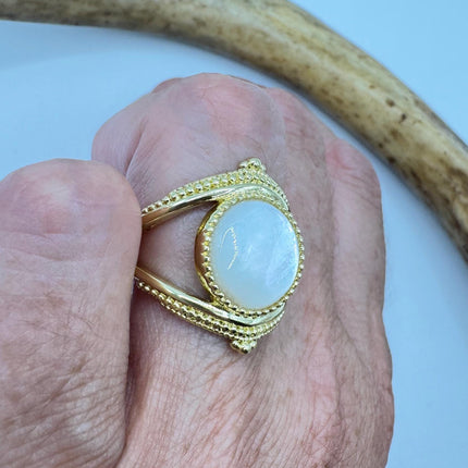 Vintage Mother of Pearl Ring – Gold & Sterling Silver – Adjustable Size
