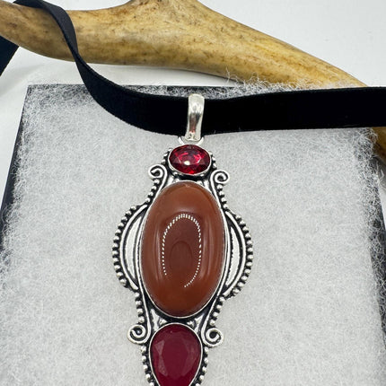Vintage Red Carnelian Chunky Pendant Ribbon Choker Necklace | Silver Necklace