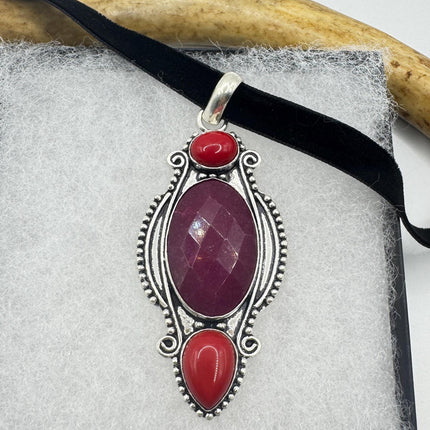 Vintage Pink Ruby Choker Necklace - Bronze Silver