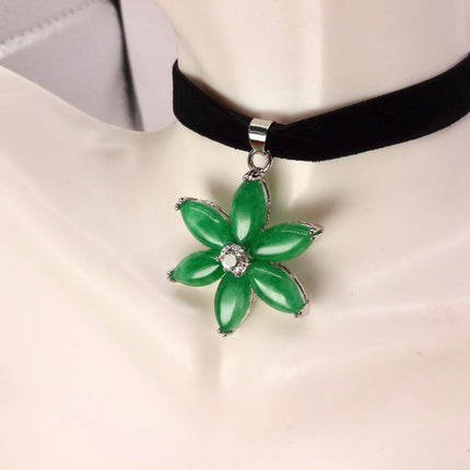 Vintage Green Jade Deco Pendant Choker Necklace - Silver Bronze
