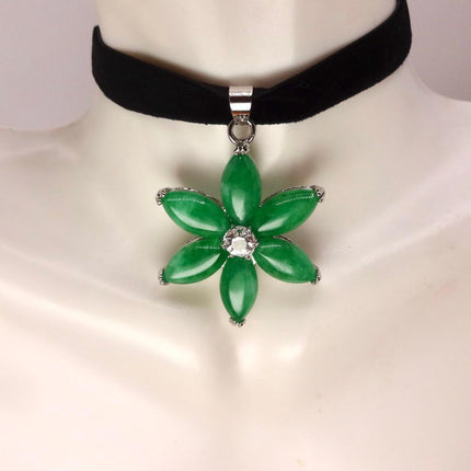 Vintage Green Jade Deco Pendant Choker Necklace - Silver Bronze