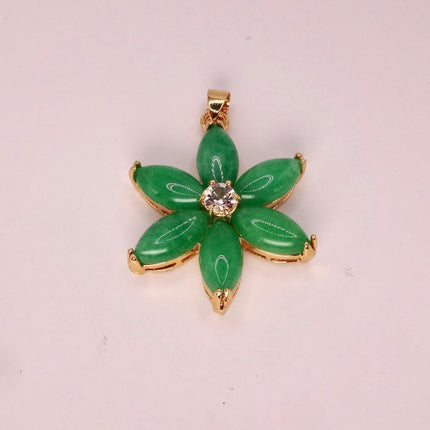 Vintage Green Jade Deco Pendant Choker Necklace - Golden Bronze
