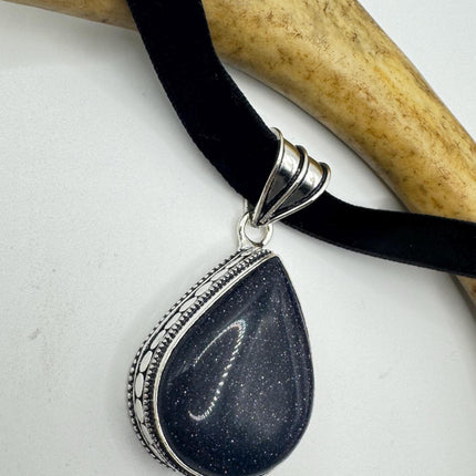 Vintage black sandstone necklace 925 sterling silver