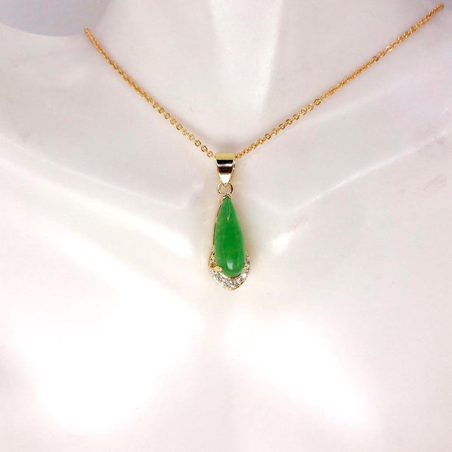 Vintage Jade Gold Filled Necklace - Lucky Every day Green Jade