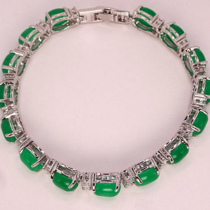 Vintage Aventurine Bracelet: Green Gemstone & Crystal, Silver Bronze