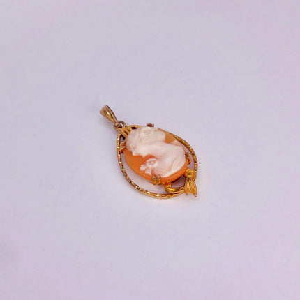 Vintage Cameo Pendant Necklace: Gold Filled Charm with Matching Chain