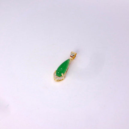 Vintage Jade Gold Filled Necklace - Lucky Every day Green Jade