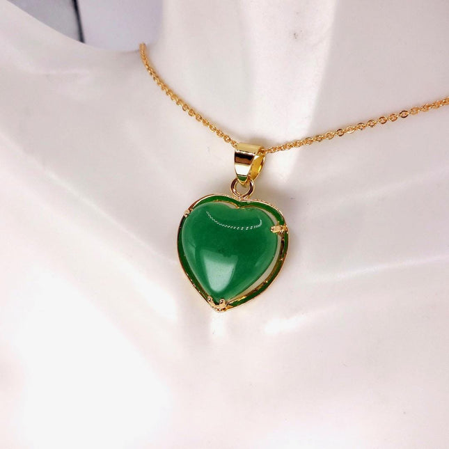 Vintage Green Jade Heart Shaped Pendant Necklace Golden 925 Sterling Silver Chain
