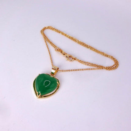 Vintage Green Jade Heart Shaped Pendant Necklace Golden 925 Sterling Silver Chain