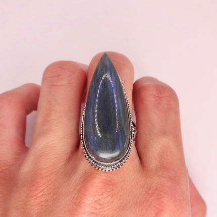 Vintage Chunky Rainbow Labradorite Cocktail Ring - Statement Band