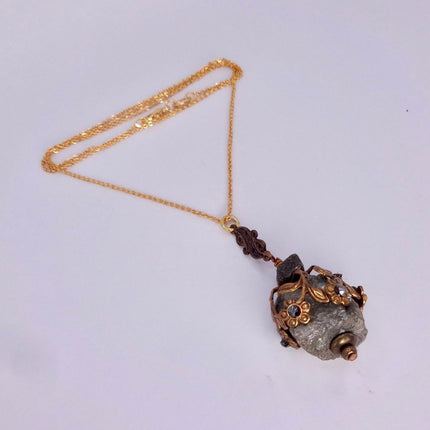 Elegant Vintage Pyrite Crystal Bronze Necklace Gold Pyrite