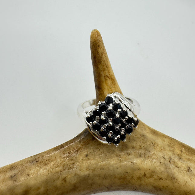 Vintage Blue Sapphire Ring: 925 Sterling Silver