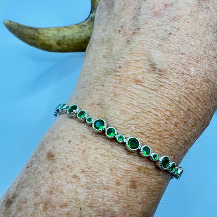 Vintage Green Cubic Zirconia Bracelet: 925 Sterling Silver Minimalist Gemstone