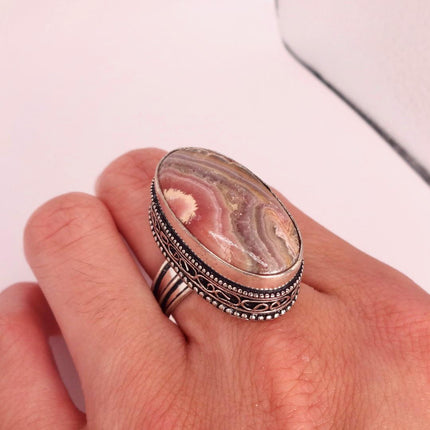 Vintage Agate Boho Statement Ring, Size 9 Silver White Bronze Size 9