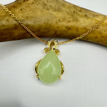 Vintage Green Jade Deco Choker Necklace - Golden Bronze