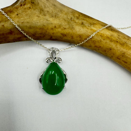 Vintage Green Jade Deco Choker Pendant Necklace - 925 Sterling Silver chain